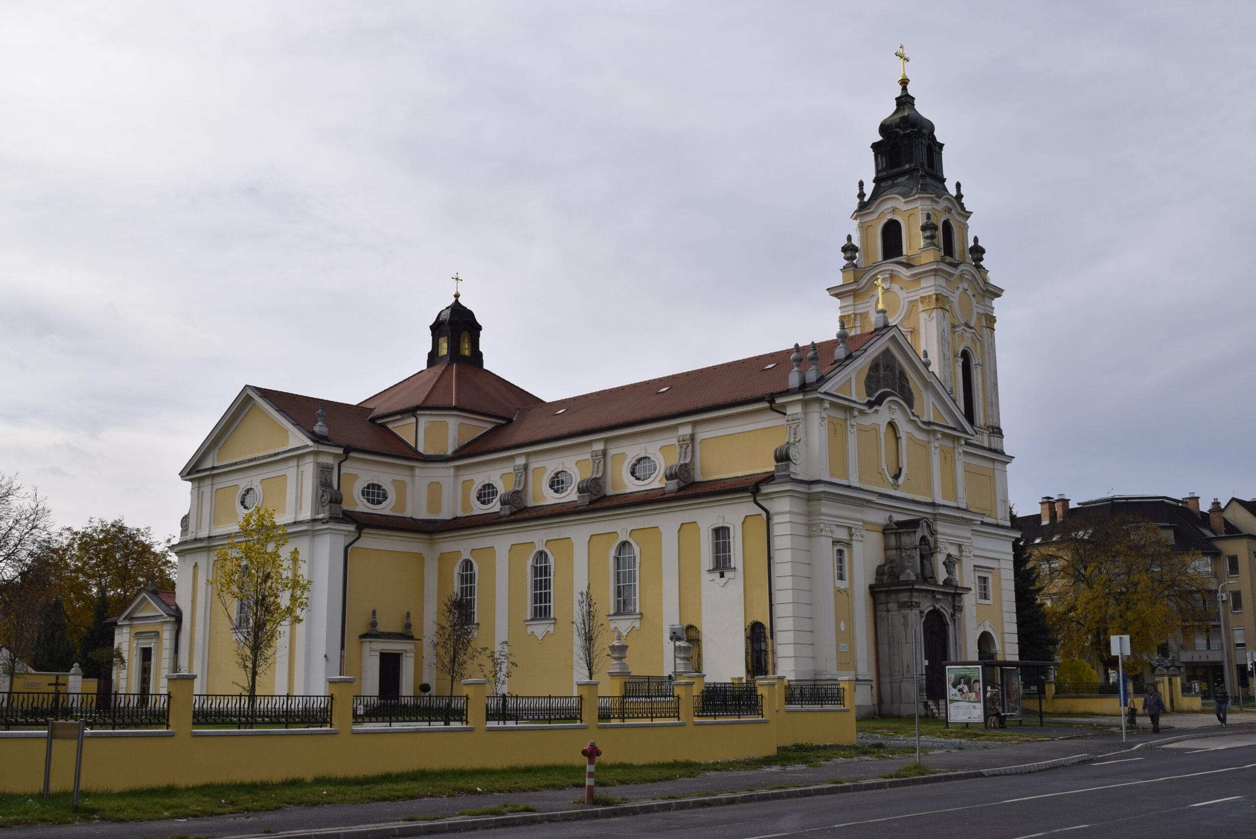 Read more about the article A római katolikus templomok mentén Zalaegerszegen